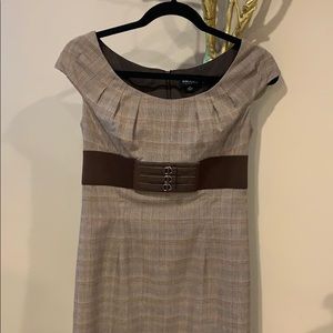 Chic checkered dress with attached belt